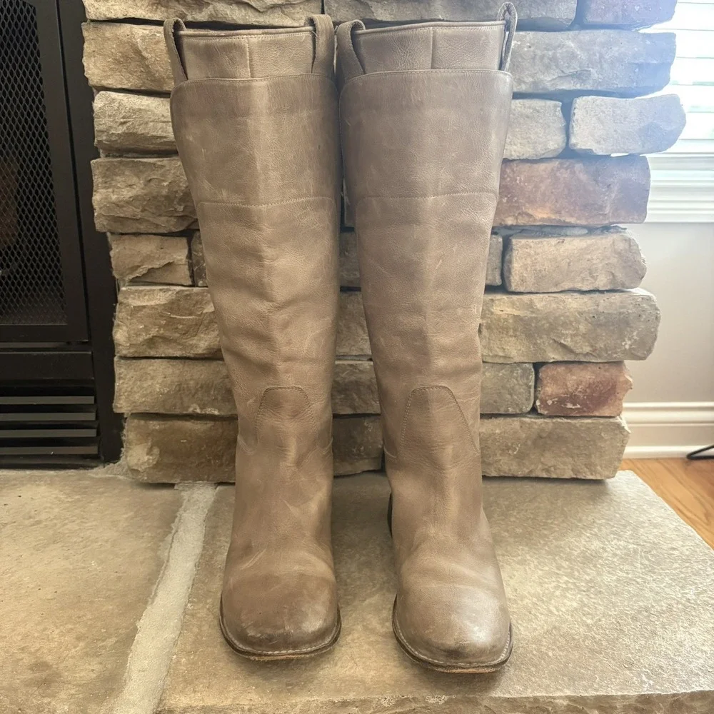 Frye Paige Size 9.5 B Tall Knee High Equestrian Riding Boots Gray Taupe Leather